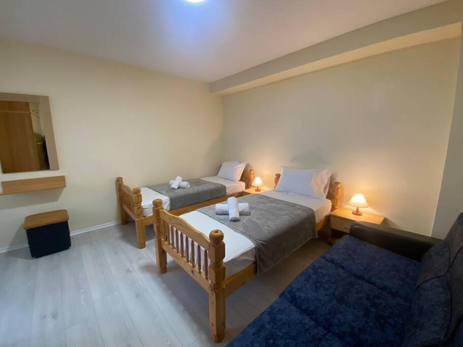 Apartament Dani Two Bedroom In Center Of Tirana