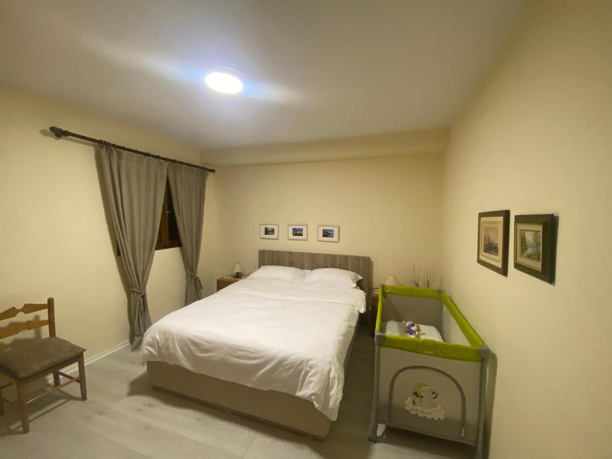 Dani Two Bedroom In Center Of